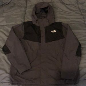Authentic The North Face Gray and Black Hyvent Mens Jacket Size Large